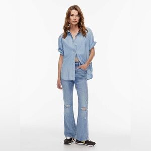 Aritzia Denim Forum The Twiggy High Rise Flare 28l Size 28 Casual Denim Distress